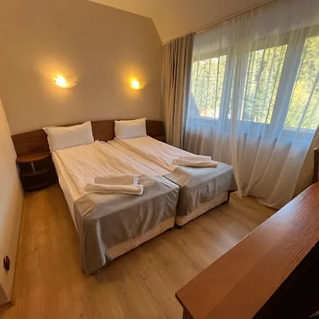 In Bb - Moura Double N5167 Къща за гости